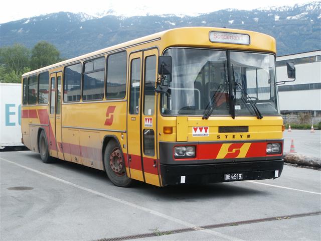 BB 4.919 am 10.05.2004 bei der Bahn