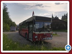 8 (590)